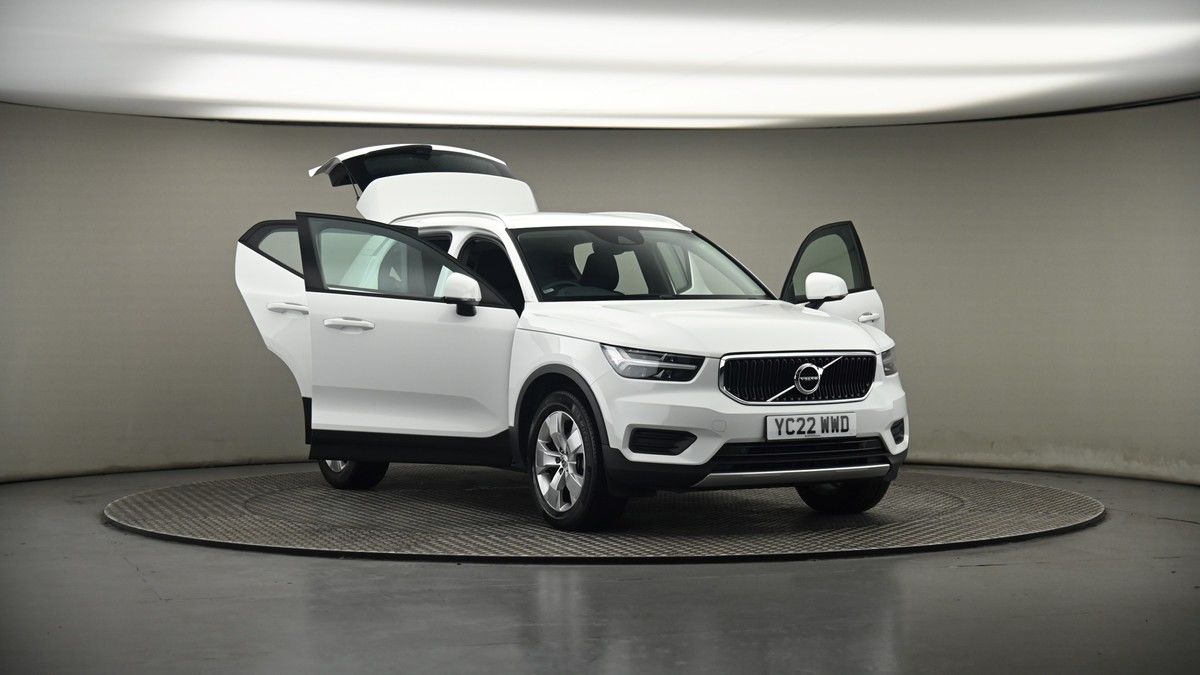 More views of Volvo XC40