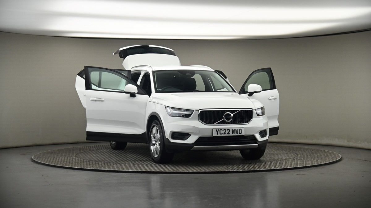 More views of Volvo XC40