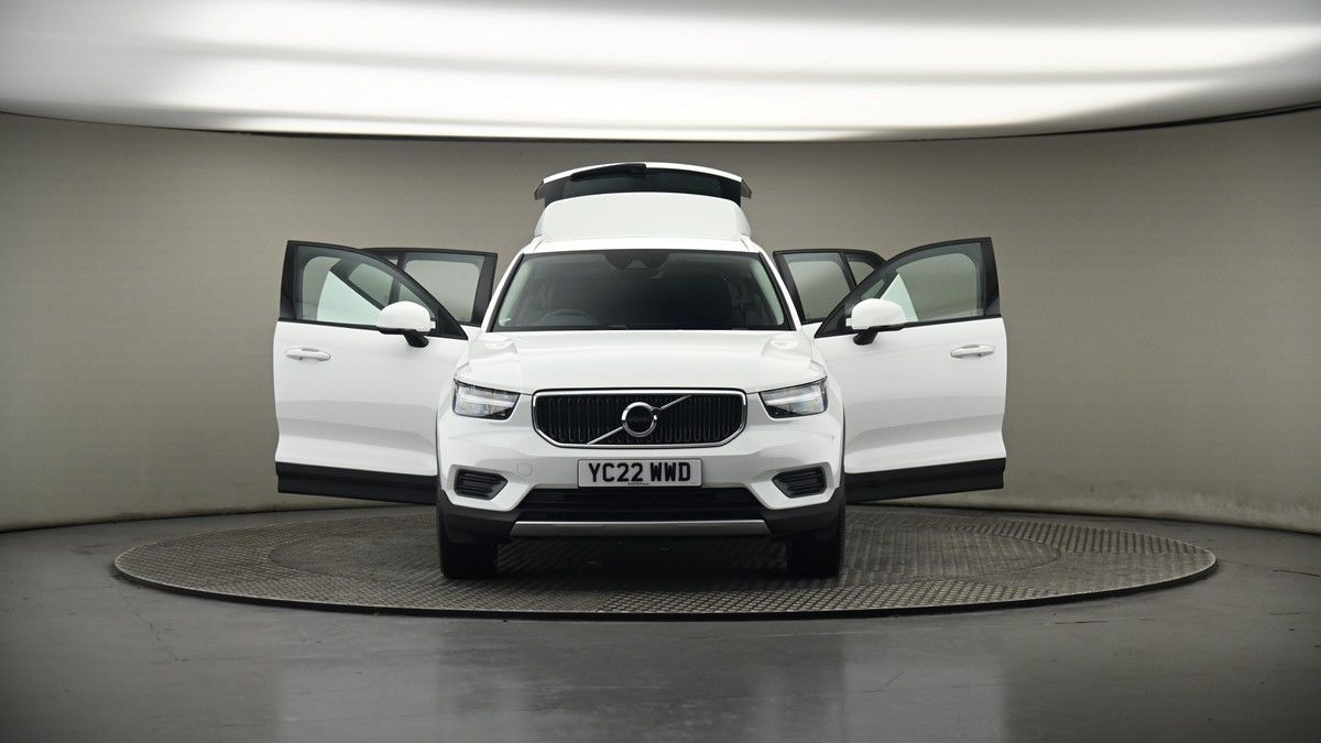 More views of Volvo XC40