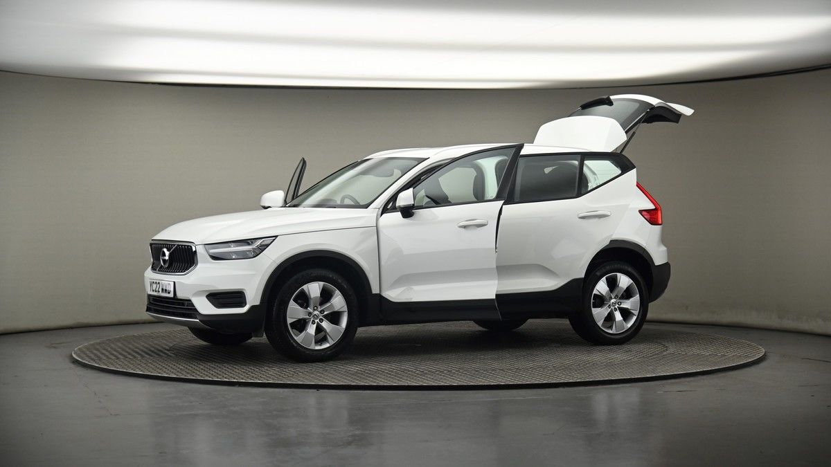 More views of Volvo XC40