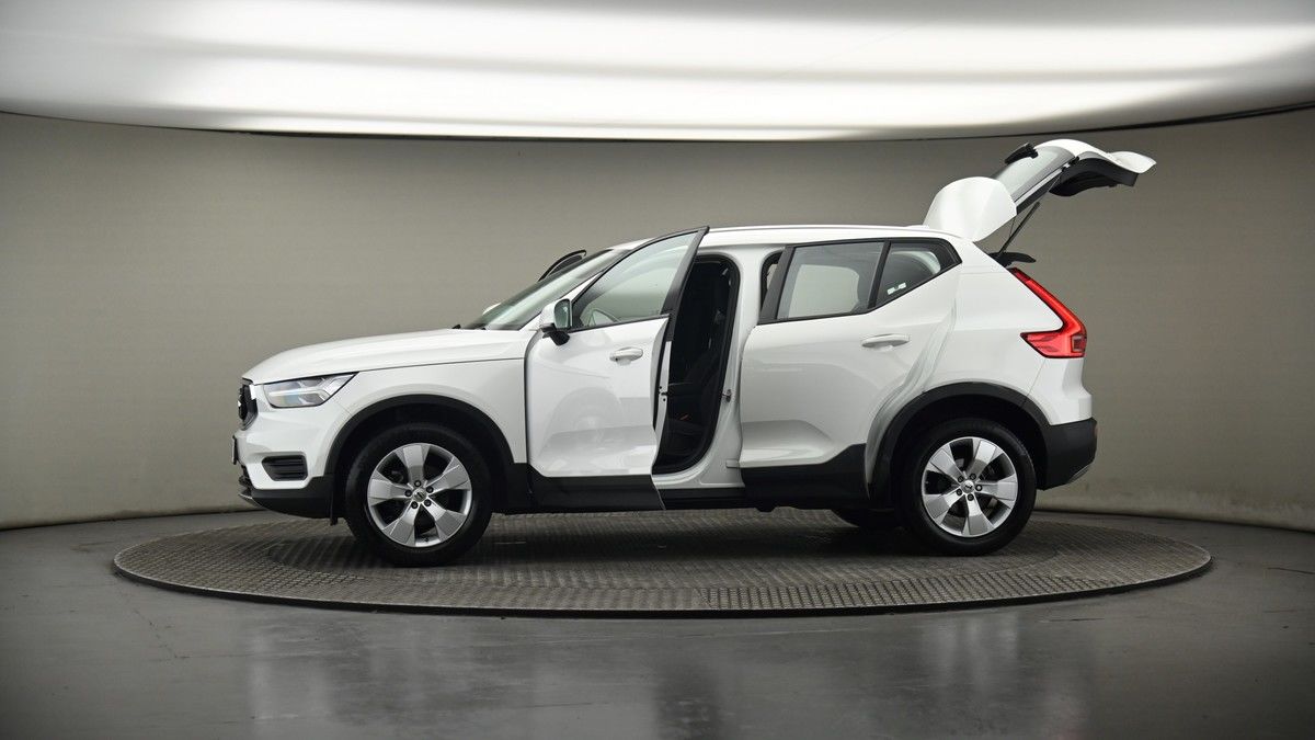 More views of Volvo XC40