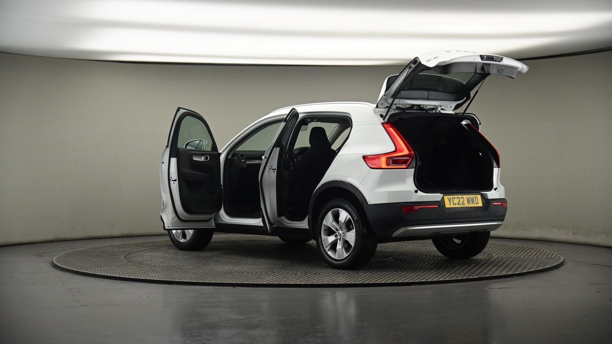 More views of Volvo XC40