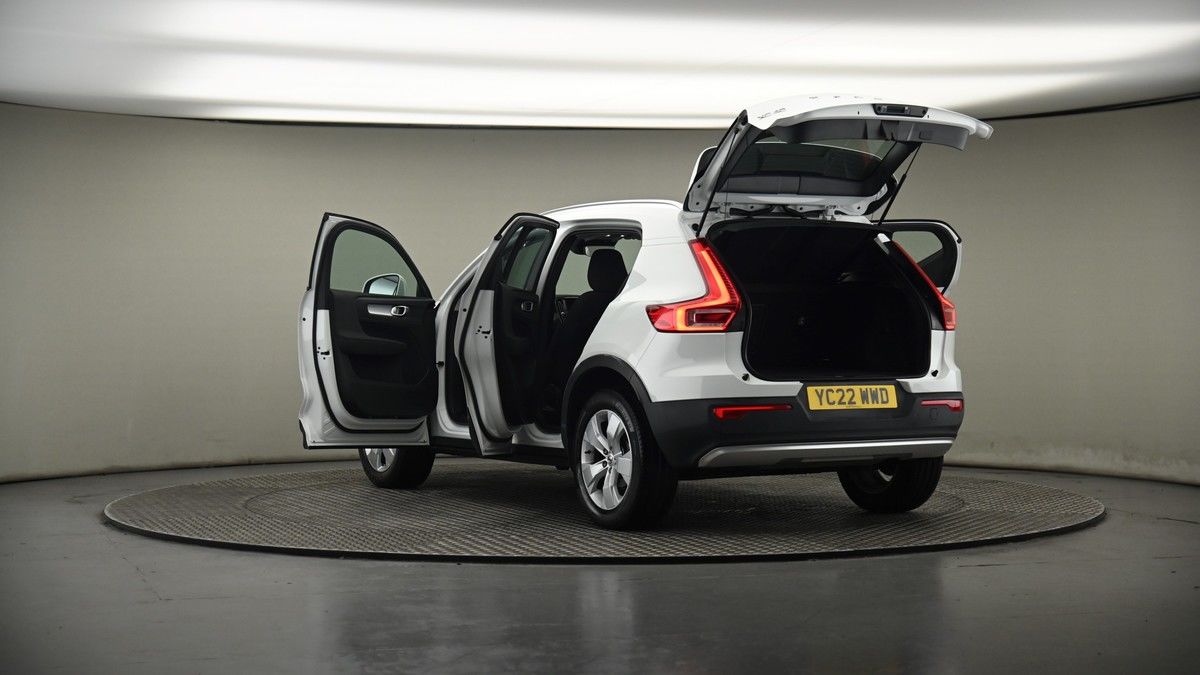 Volvo XC40 Image 8