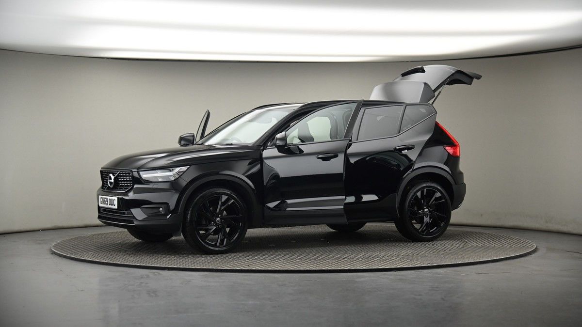 More views of Volvo XC40