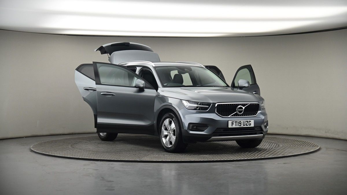 More views of Volvo XC40