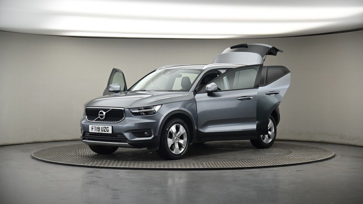 More views of Volvo XC40