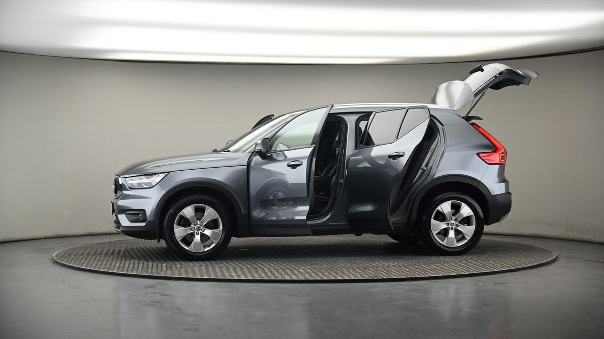 More views of Volvo XC40