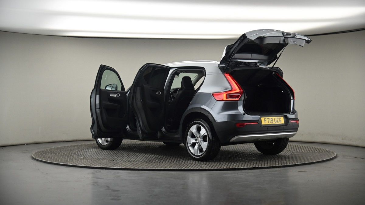 More views of Volvo XC40