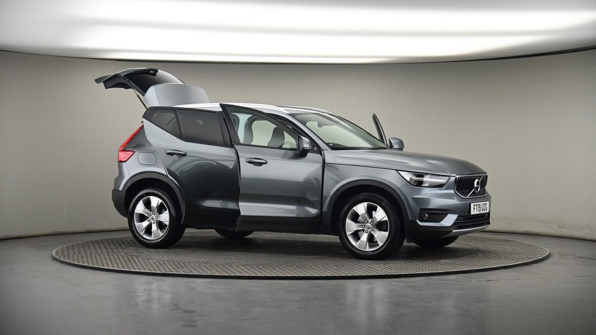 More views of Volvo XC40