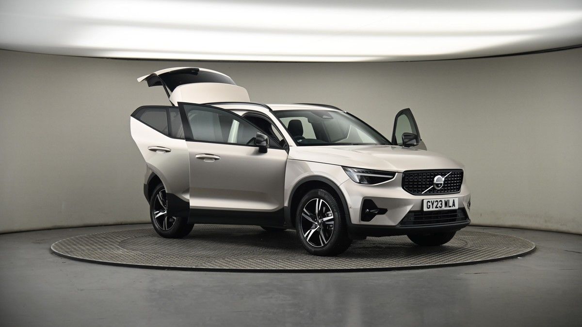 More views of Volvo XC40