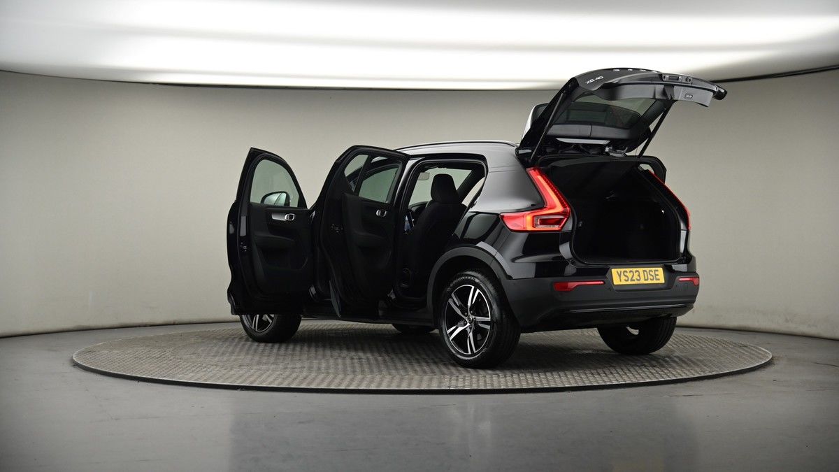 More views of Volvo XC40