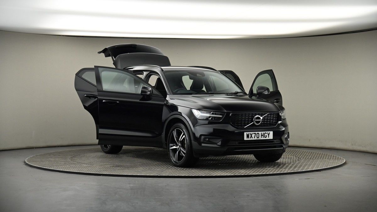 More views of Volvo XC40