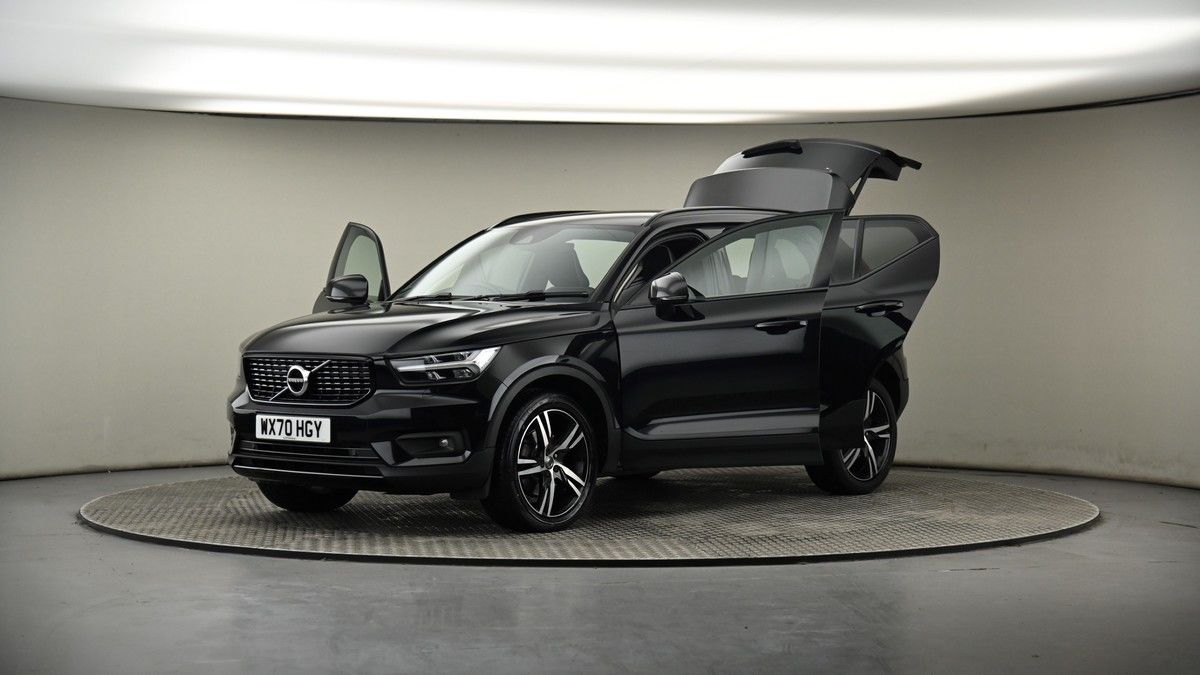 More views of Volvo XC40