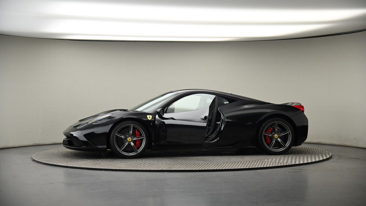 More views of Ferrari 458