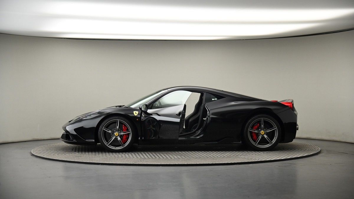 More views of Ferrari 458