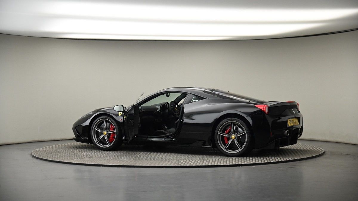 More views of Ferrari 458