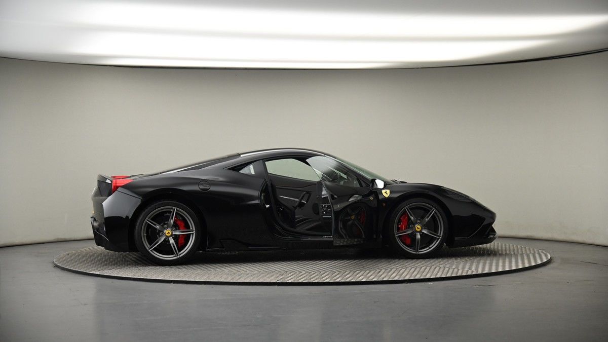 More views of Ferrari 458