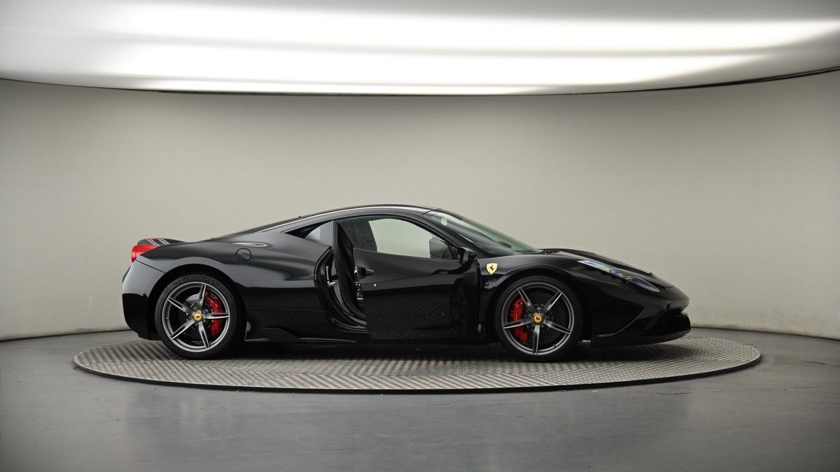 More views of Ferrari 458