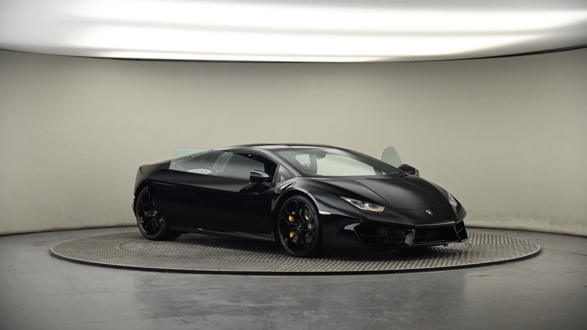 More views of Lamborghini Huracan