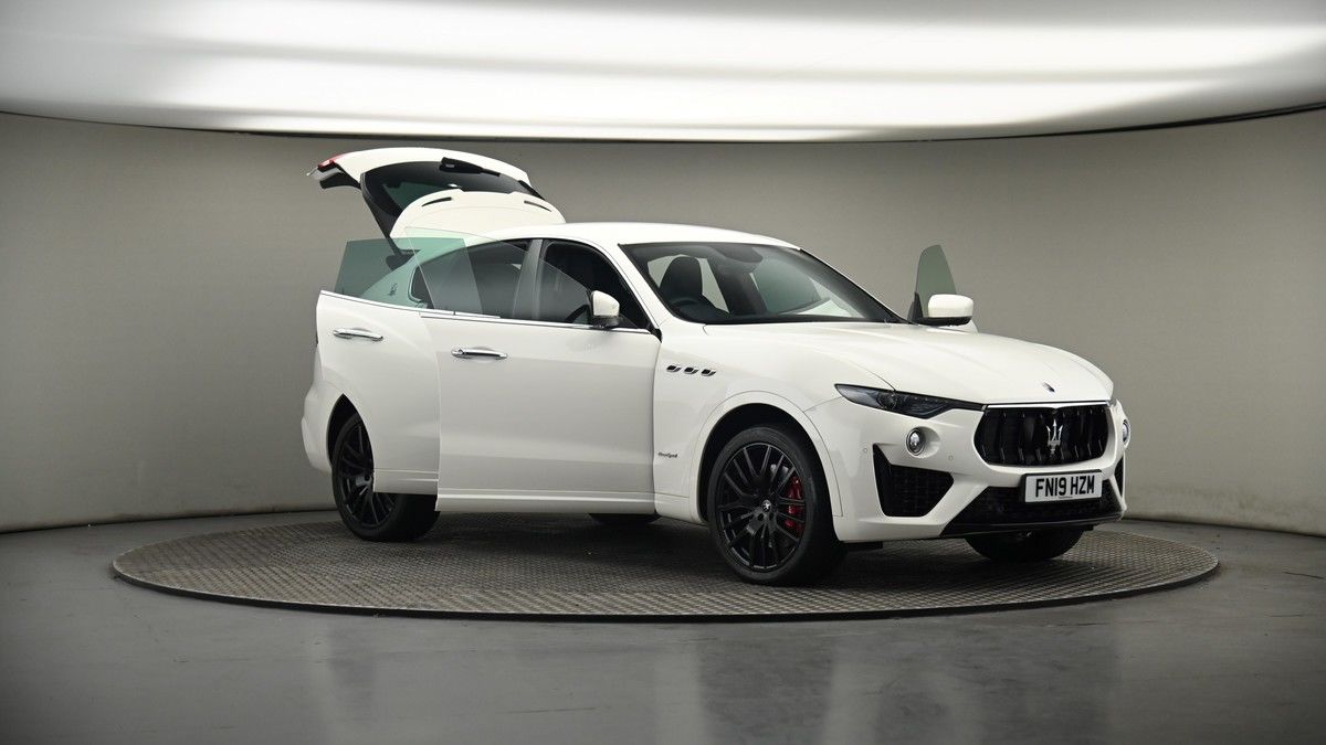 More views of Maserati Levante